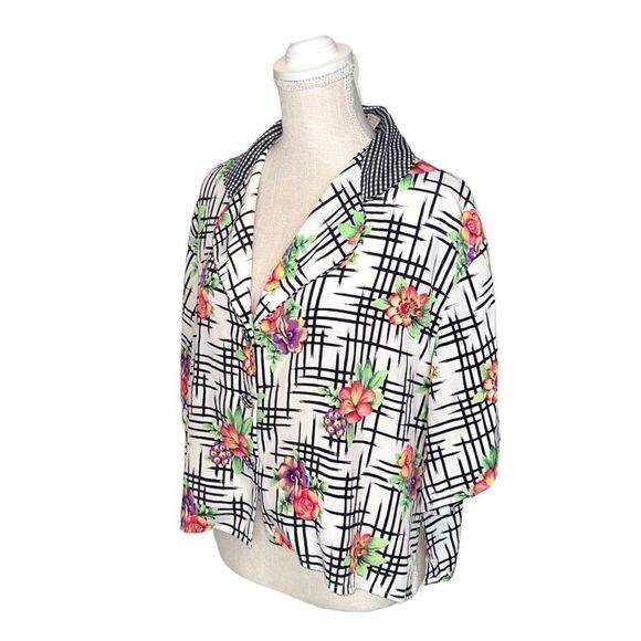 Vintage 1980’s Victoria's Secret Gold Label Floral & Abstract Button Down Shirt - Picture 8 of 11